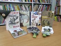 День защитника Отечества: в Маршаковке открылась книжная  выставка о юных героях  