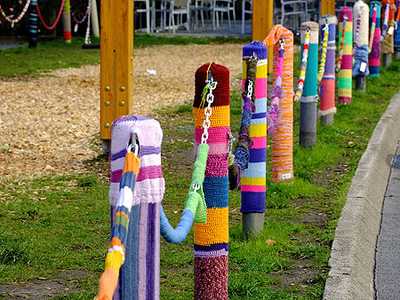 yarnbombing09.jpg