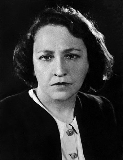Elena-Ilina.jpg