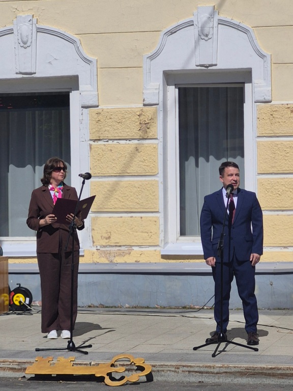 Otkrytie_fotovystavki_3.jpg Otkrytie_fotovystavki_3.jpg
