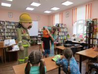 Пожарный Угольков в Маршаковке!